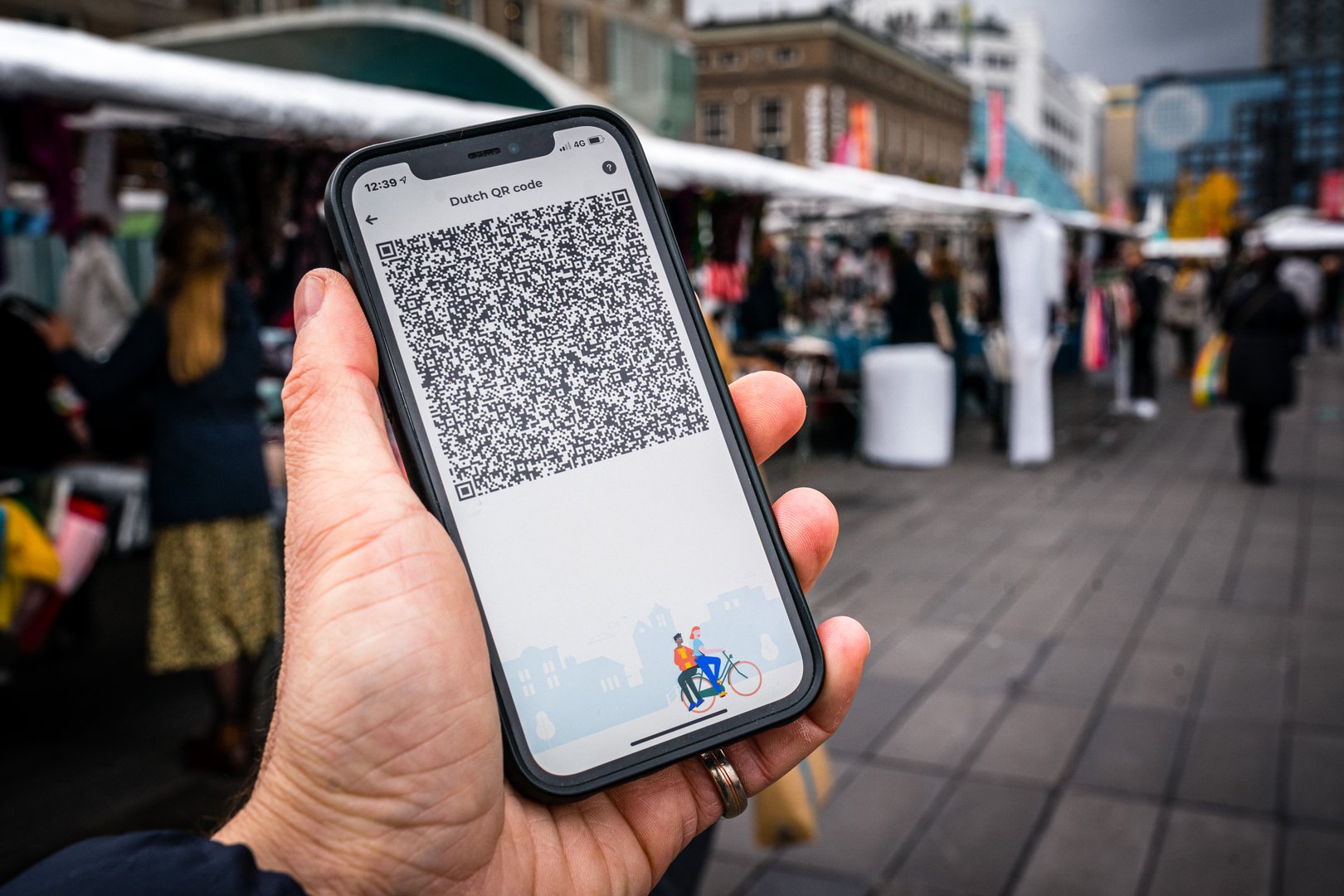 Kabinet: Samenleving nagenoeg open, QR-code verdwijnt