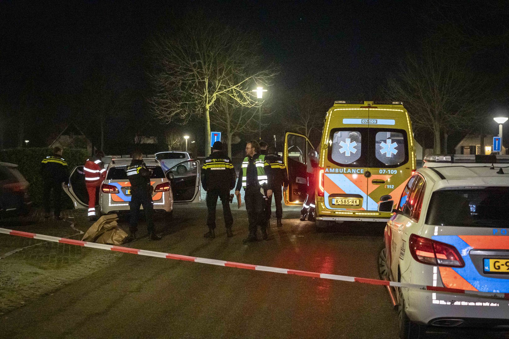 Twee zwaargewonden bij vechtpartij Lathum, vermoedelijk ook gestoken