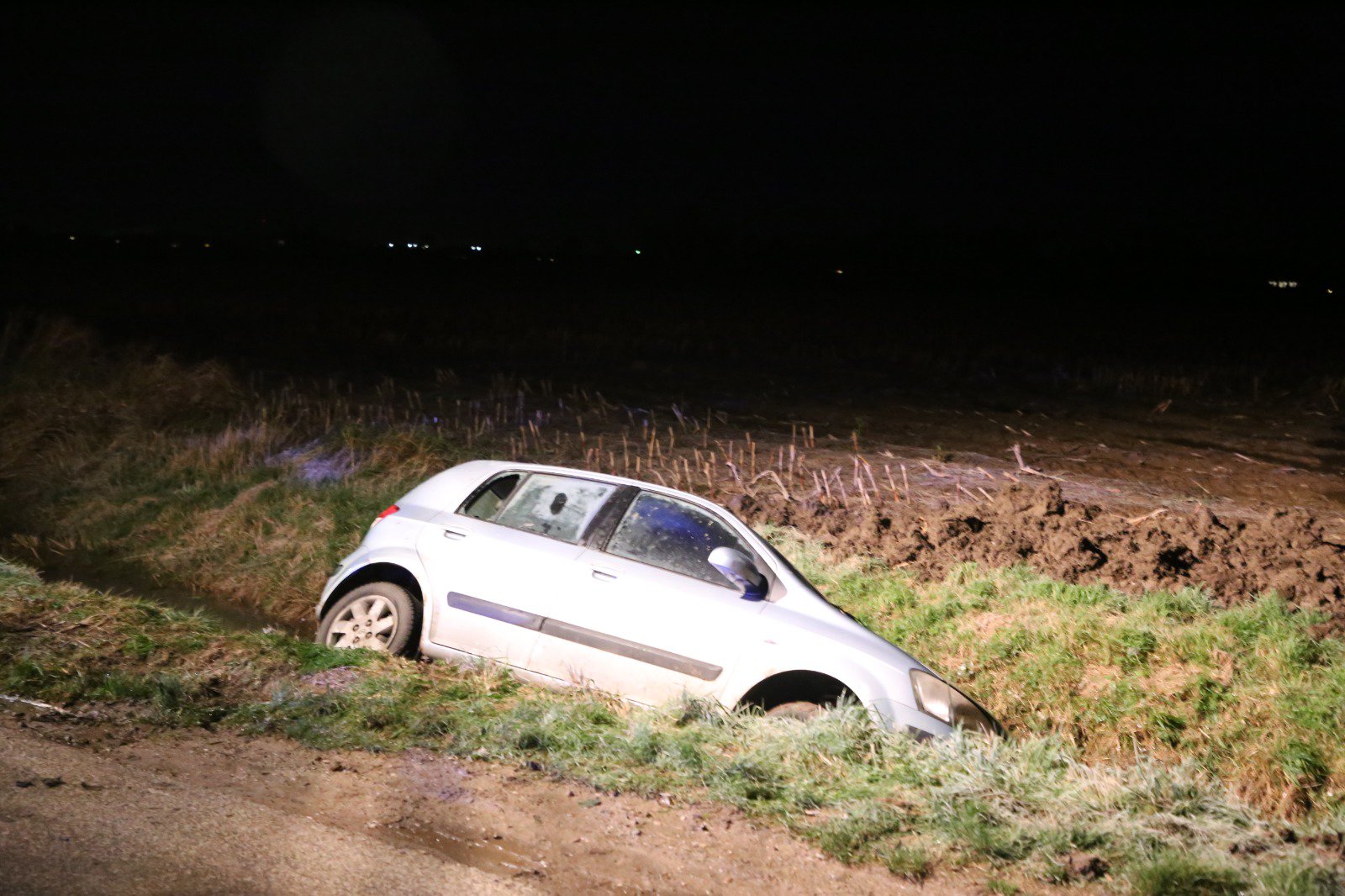 Bestuurder aangehouden na eenzijdig ongeval in Gendt