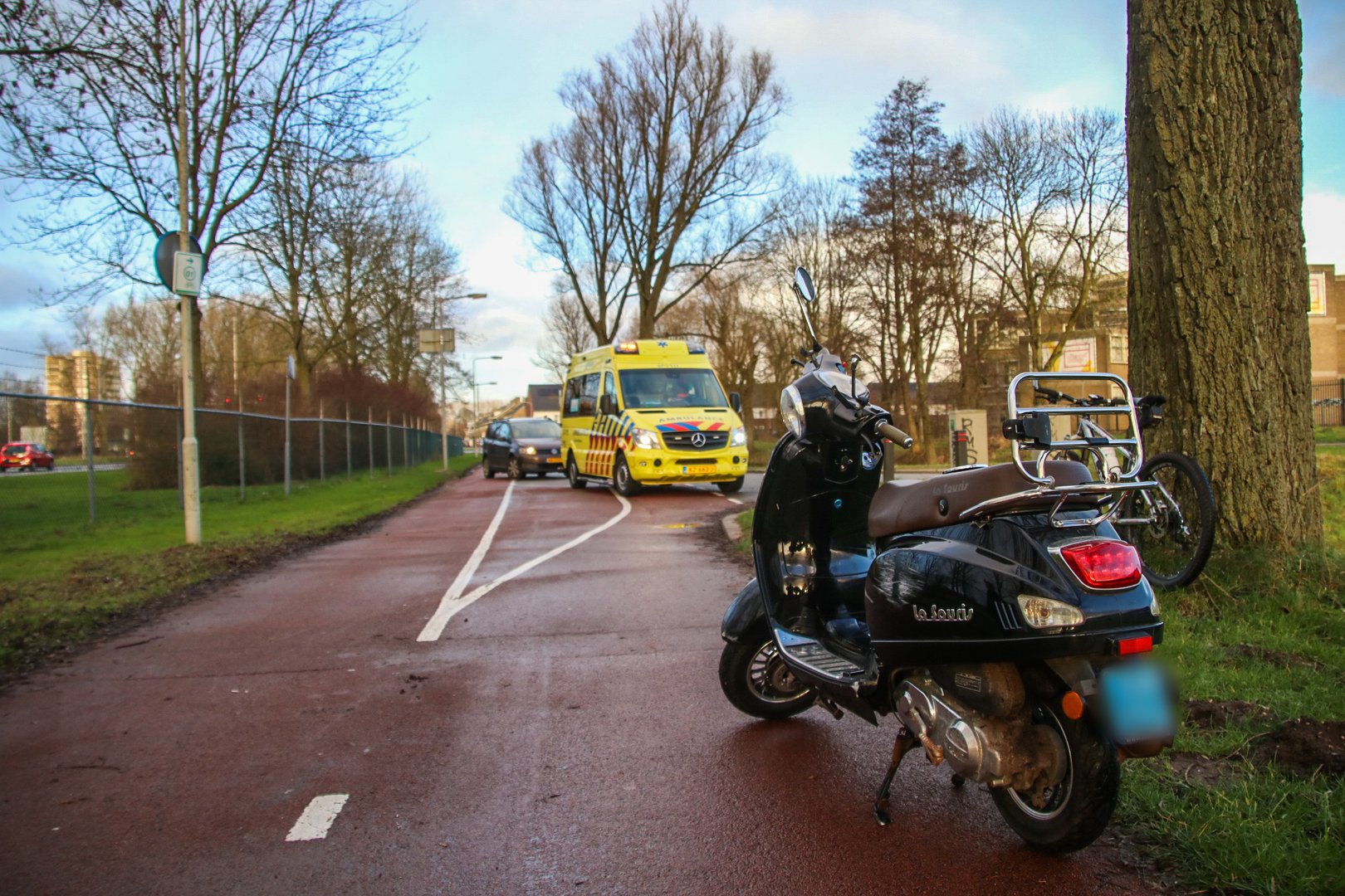 Scooterrijder gewond na valpartij in Arnhem-Zuid