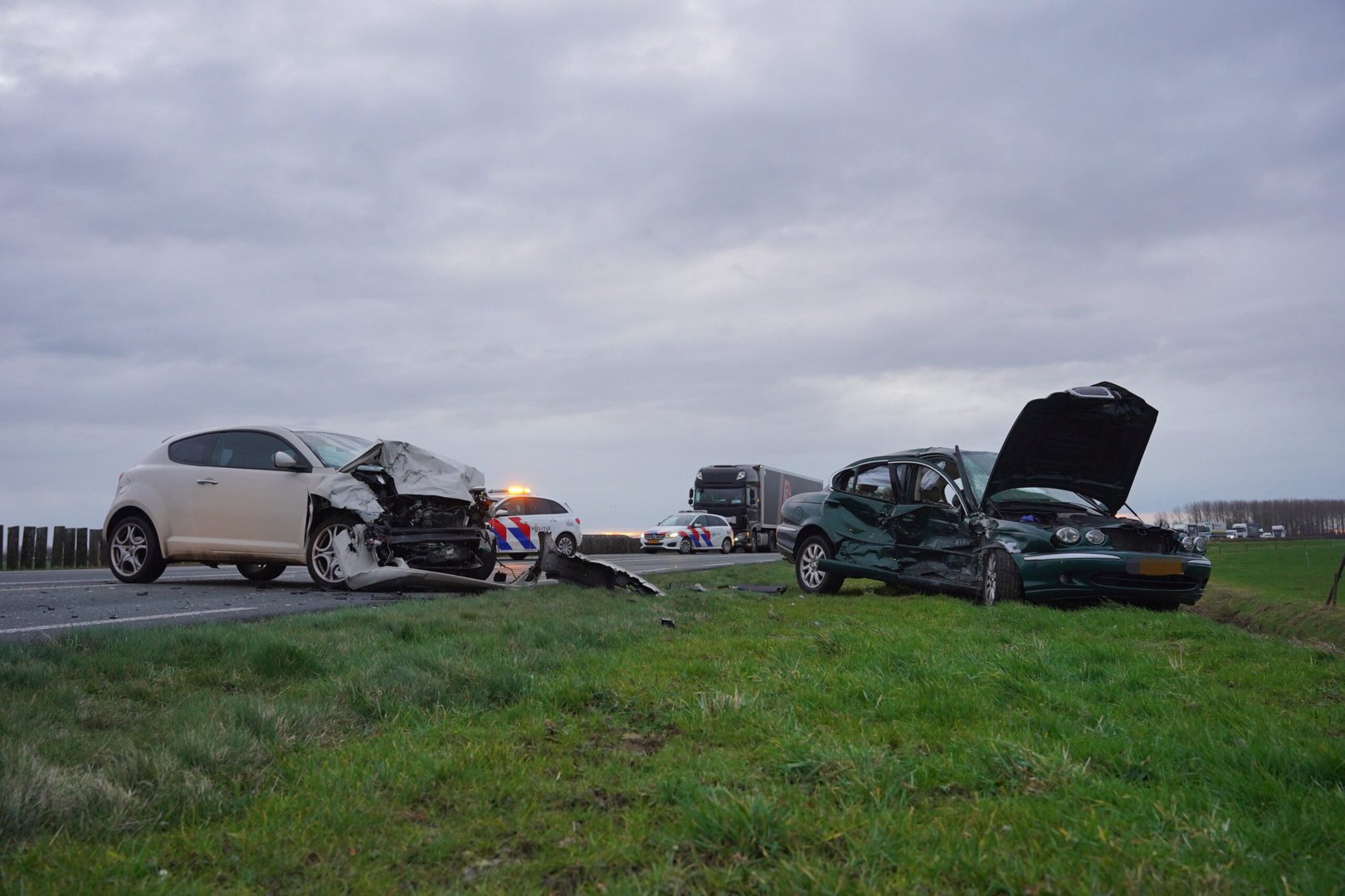 Ravage na zwaar ongeval N322 Puiflijk