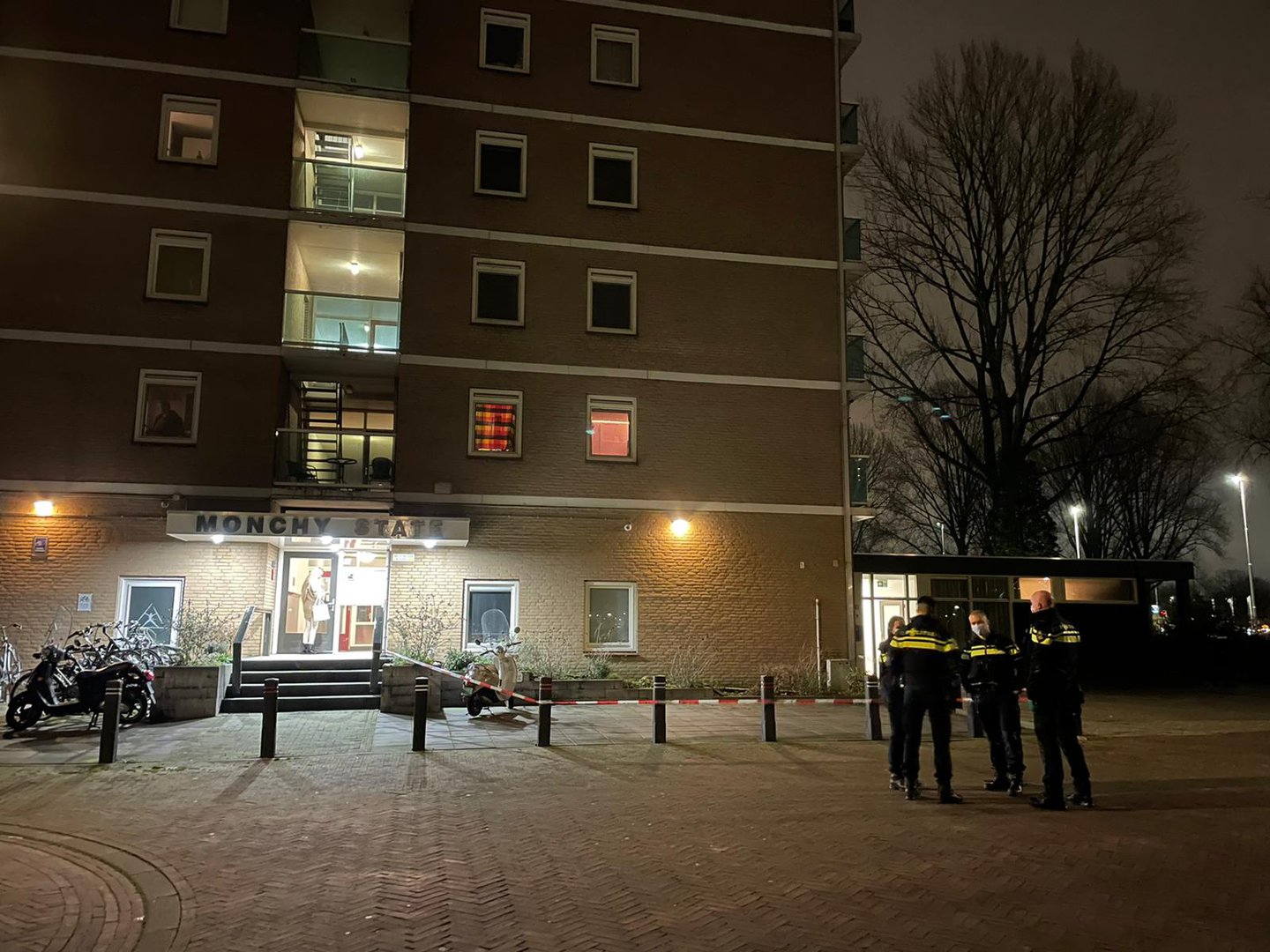 Overleden persoon aangetroffen in flat in Arnhem