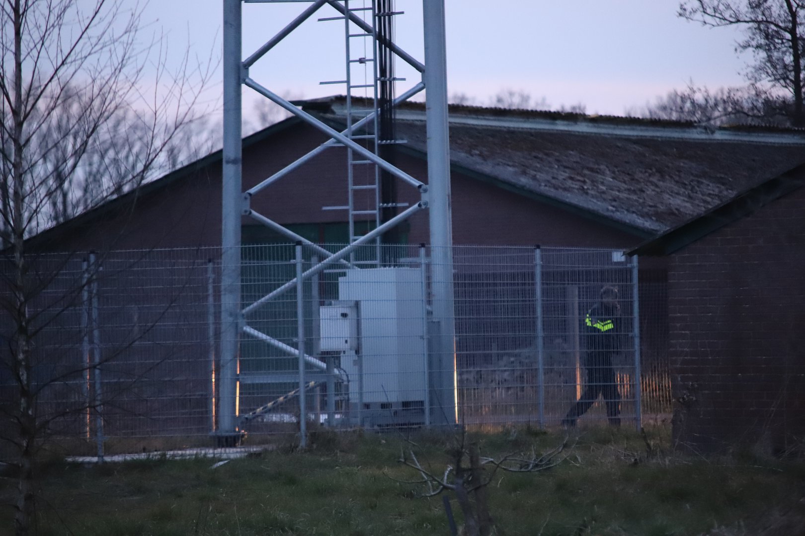 “Explosief aangetroffen op zendmast bij agrariër”