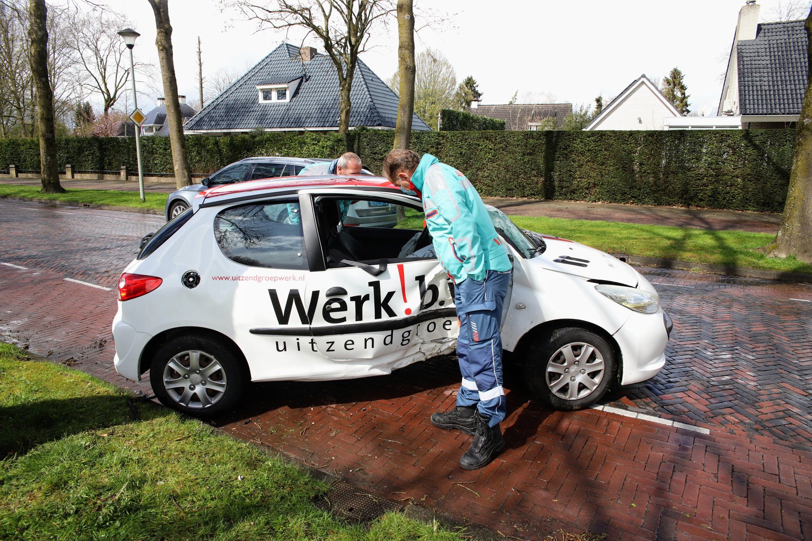 Boom afdruk in auto na ongeval