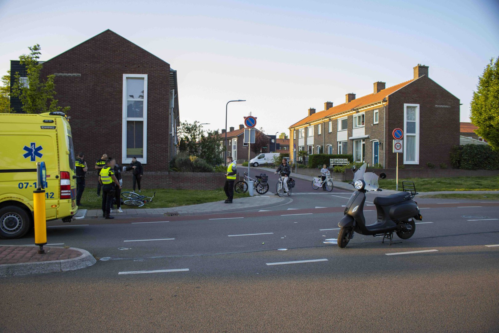 Gewonde na aanrijding op Waterstraat in Velp