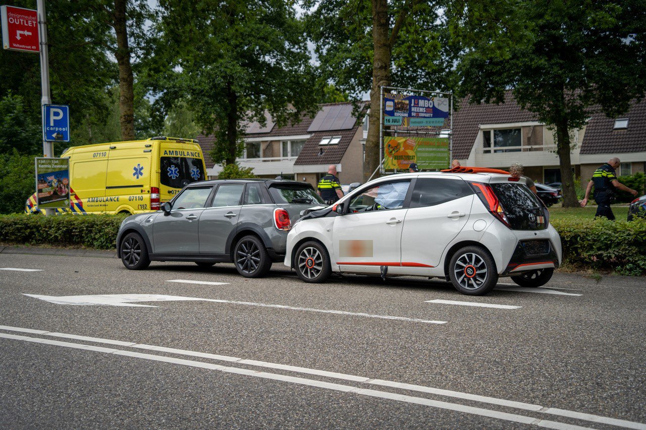 Kop-staart aanrijding in Zevenaar
