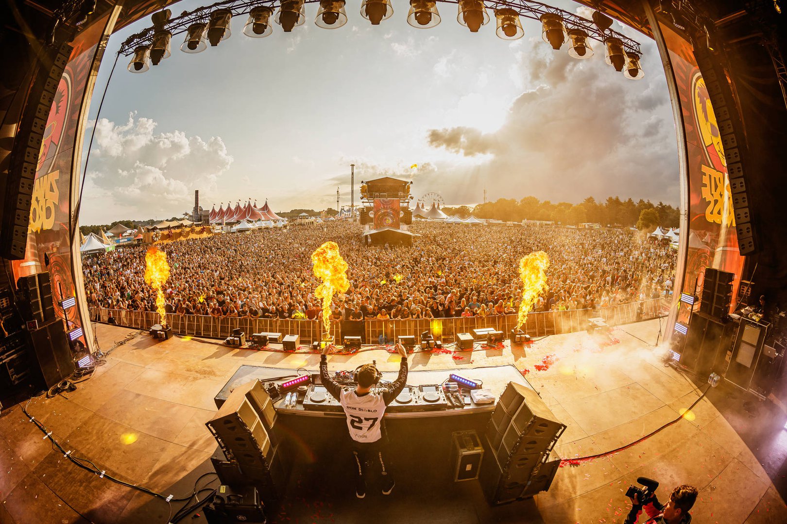 Kilometerslange file op de A12 door bezoekers Zwarte Cross