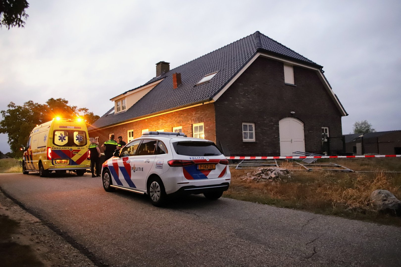 Bewoner raakt zwaargewond bij woningoverval