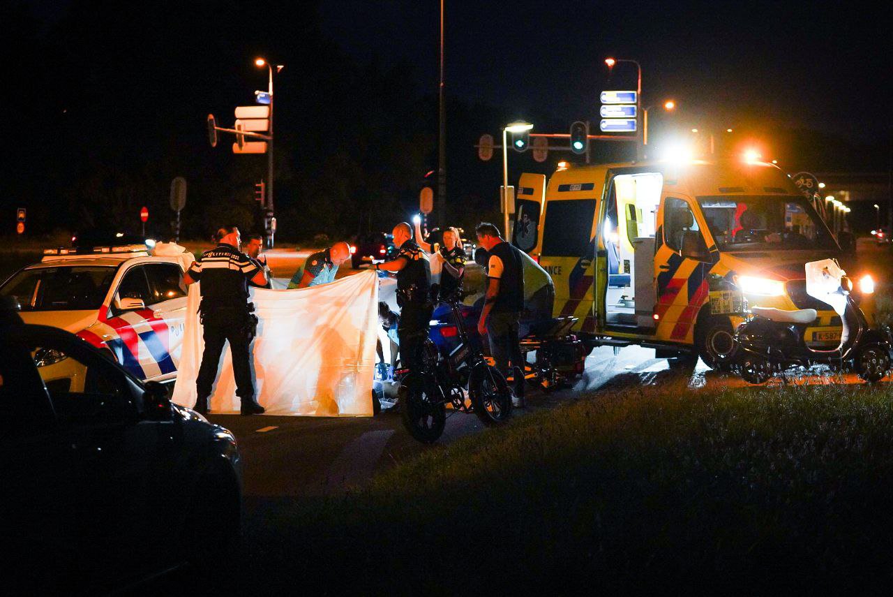 Scooterrijder ernstig gewond na aanrijding met mountainbiker