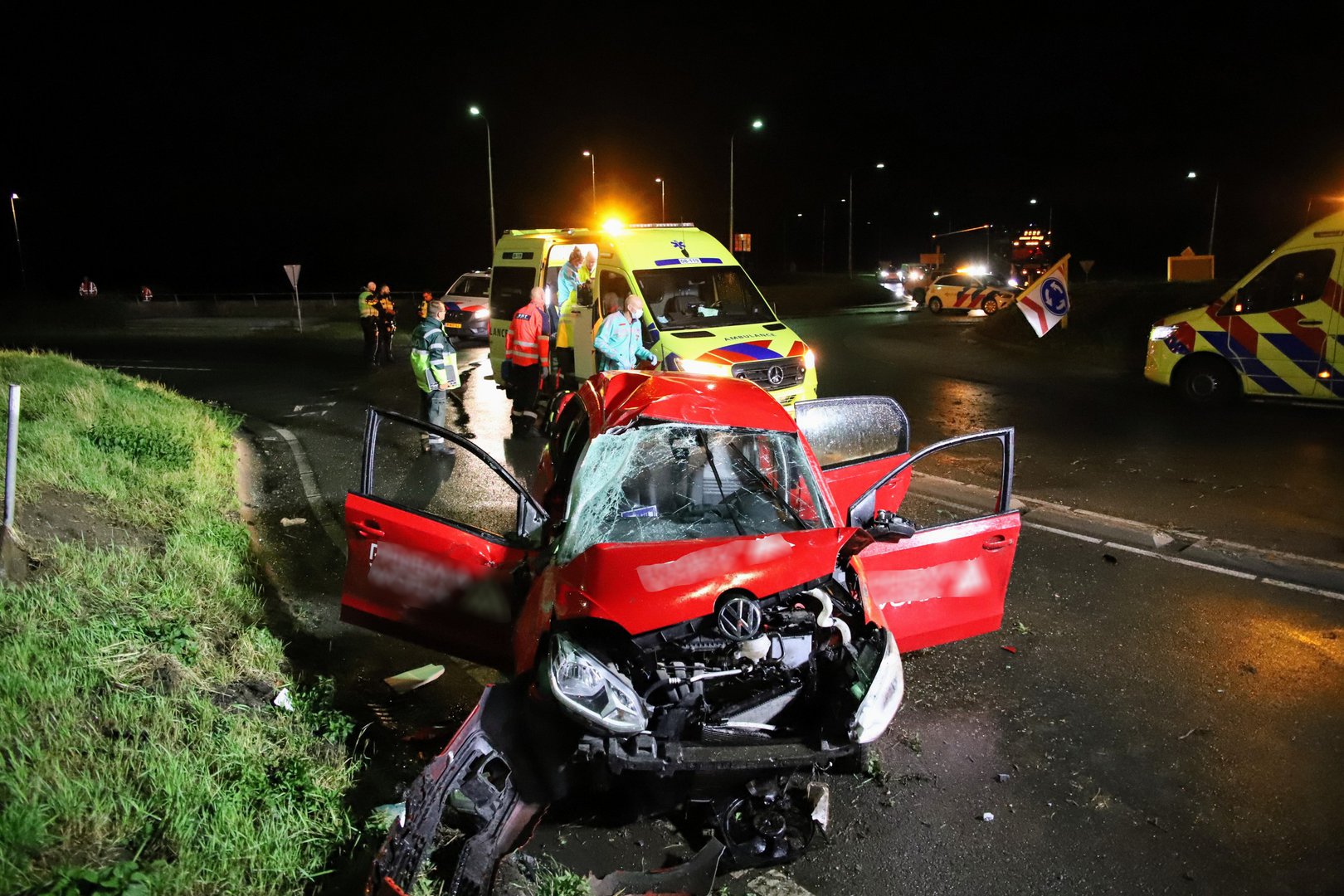 Automobilist raakt gewond bij eenzijdig ongeval