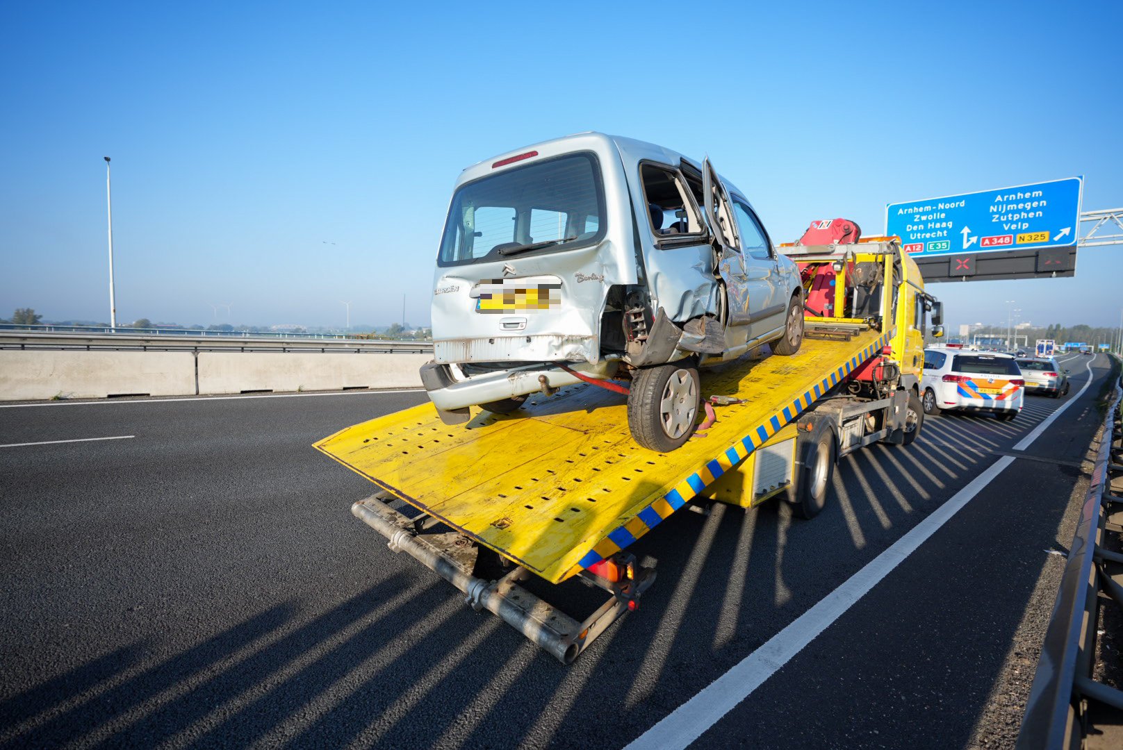 Flinke file door ongeval A12 Duiven