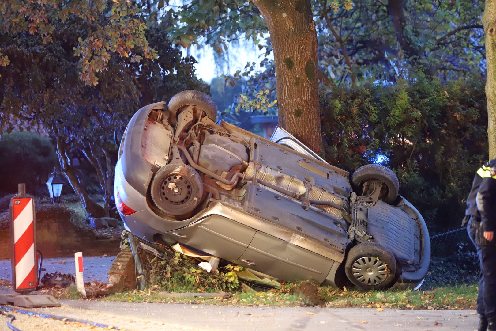 Automobilist die over de kop sloeg met kinderen in auto had gedronken