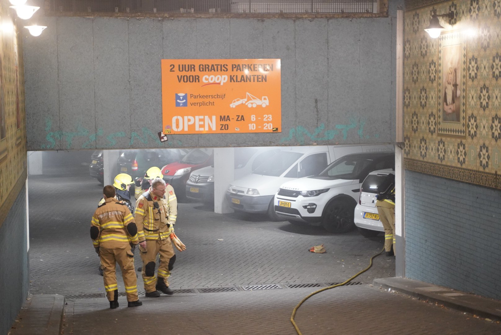 Brand in het fietsenhok bij supermarkt in Arnhem