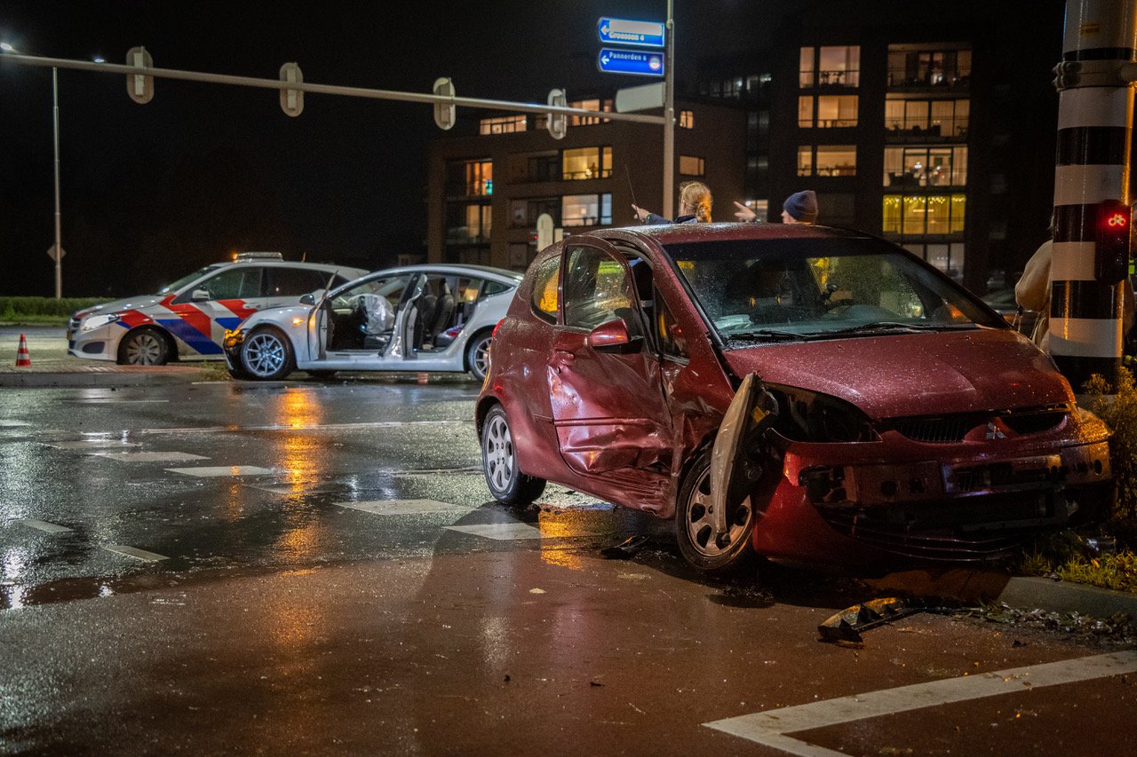 Twee kinderen gewond bij ernstig ongeval Zevenaar