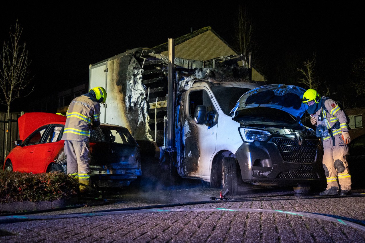 Wederom autobrand in Lobith en opnieuw vermoedens van brandstichting