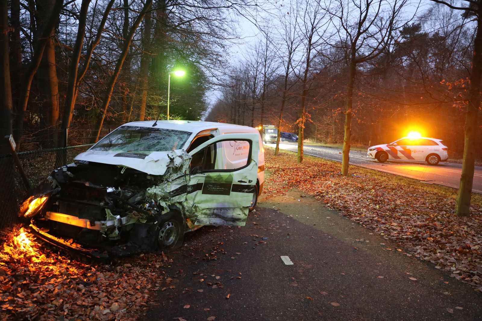 Gewonden bij flinke aanrijding op N225 bij Doorwerth