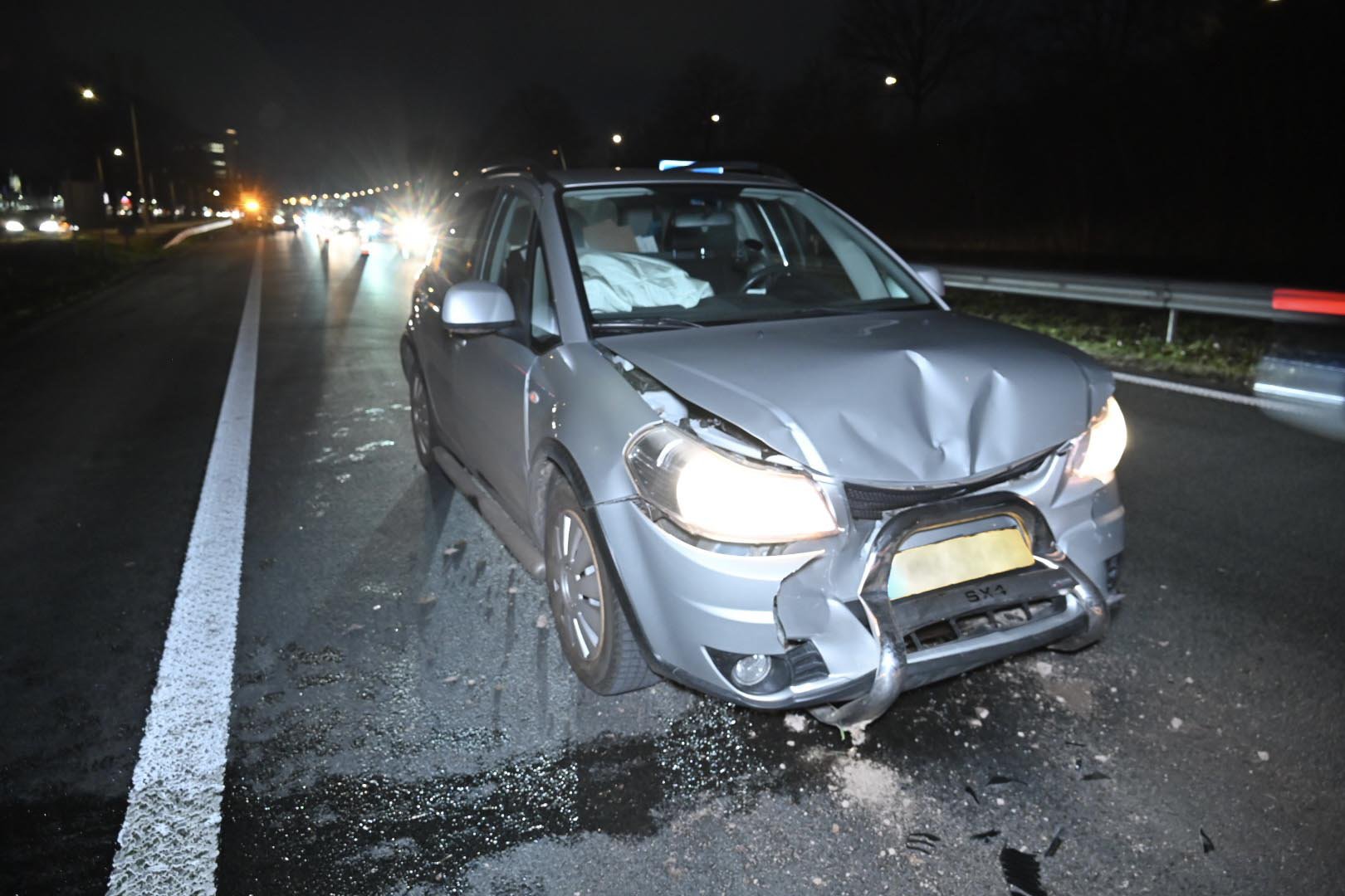 Forse file door botsing drie auto’s op A325 voor Arnhem