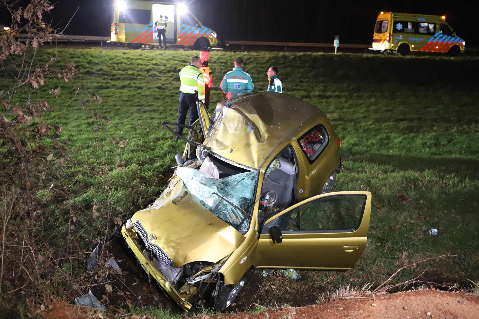 Ernstig ongeluk op de snelweg A1, weg urenlang afgesloten