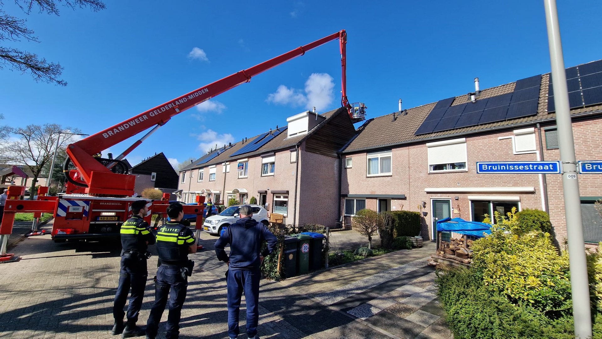 Brand in woning Arnhem na dakwerkzaamheden