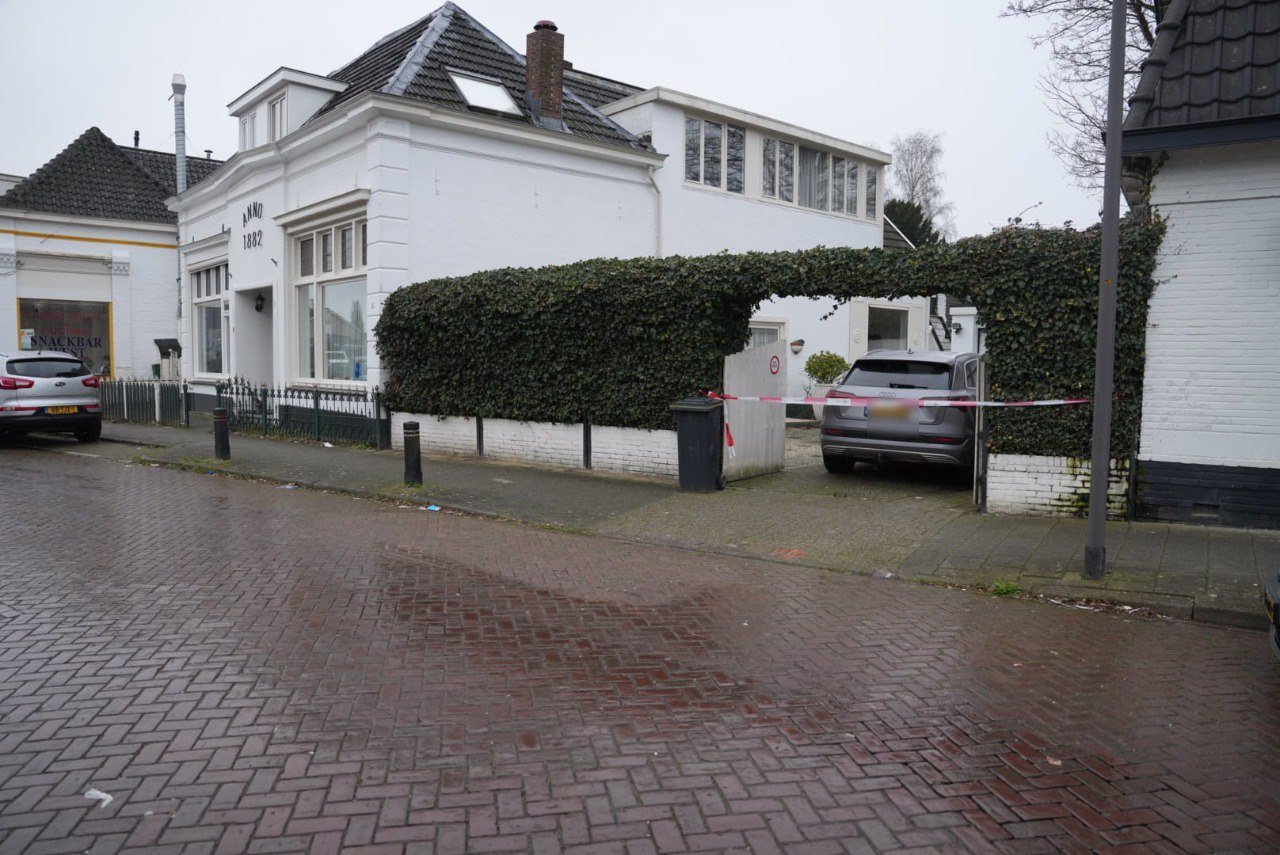 Overleden persoon aangetroffen, politie start onderzoek