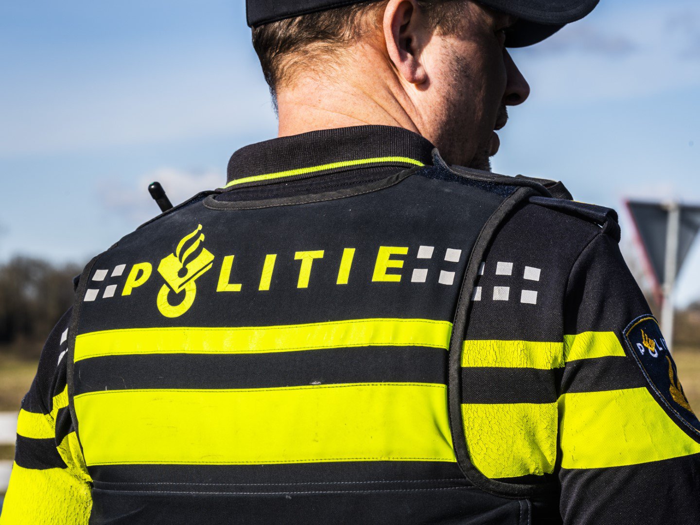 Politie doet onderzoek na aantreffen overleden persoon