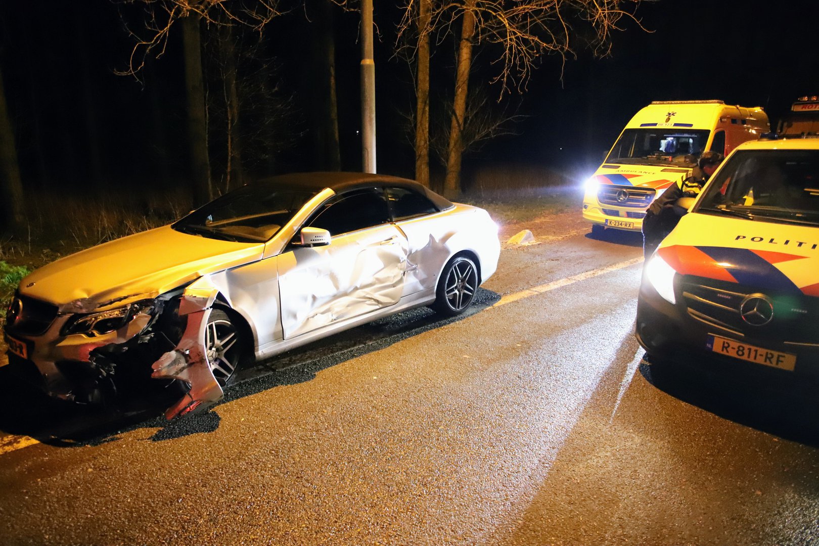 Twee auto’s zwaar beschadigd bij ongeval op snelweg