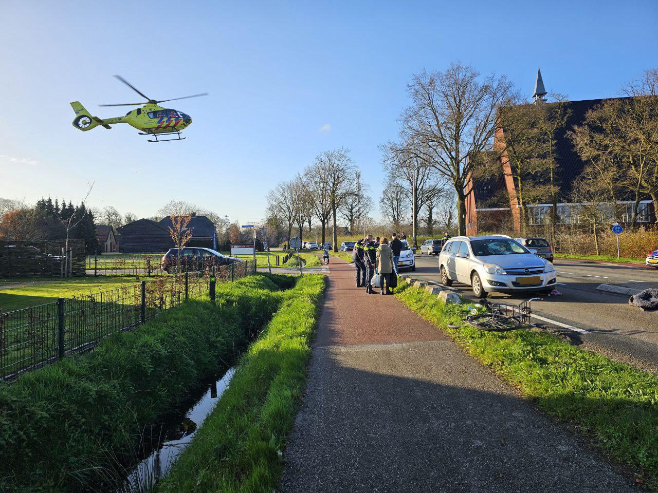Fietser wordt geschept en raakt zwaargewond