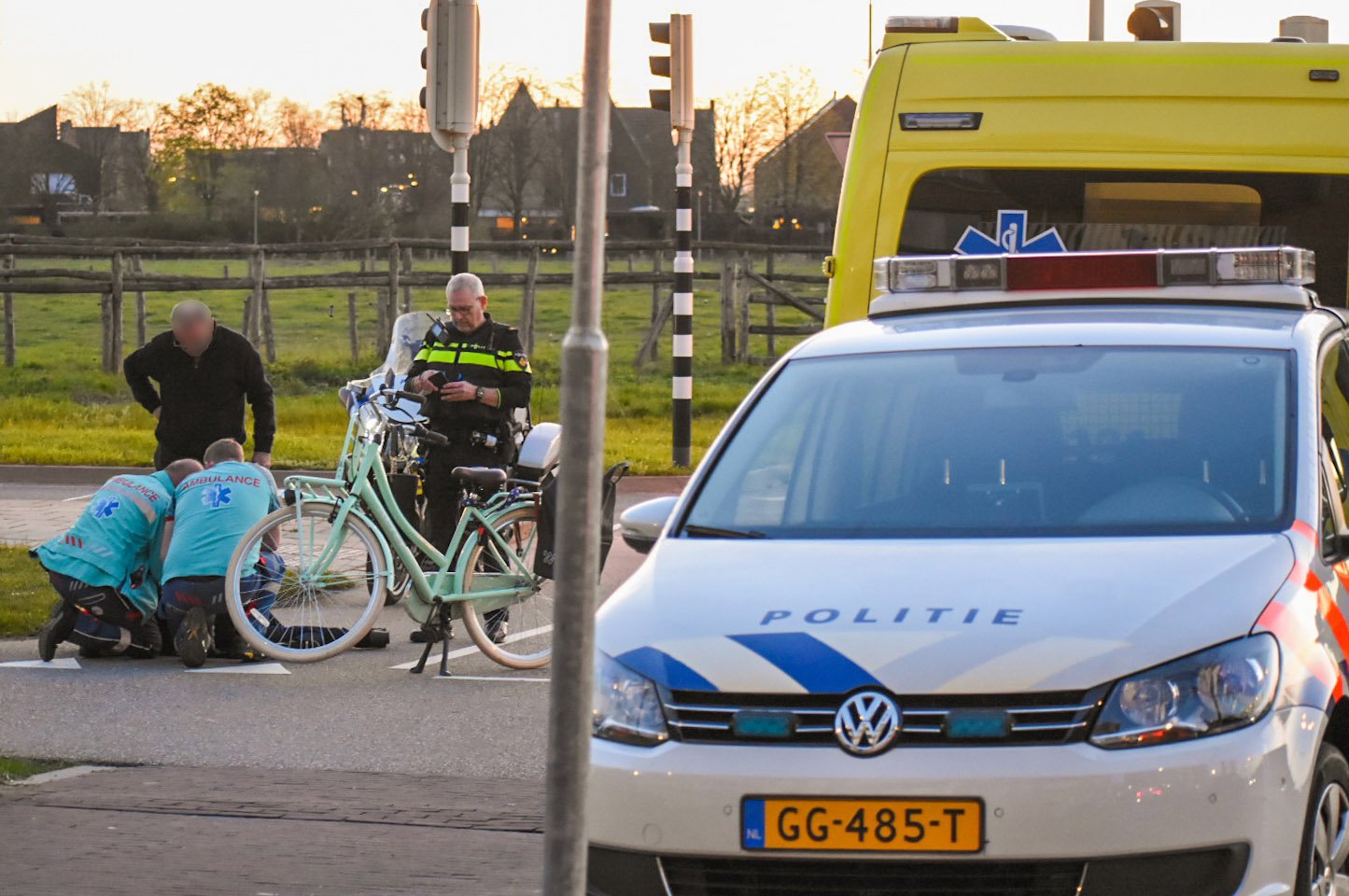 Fietsster gewond na botsing met maaltijdbezorger