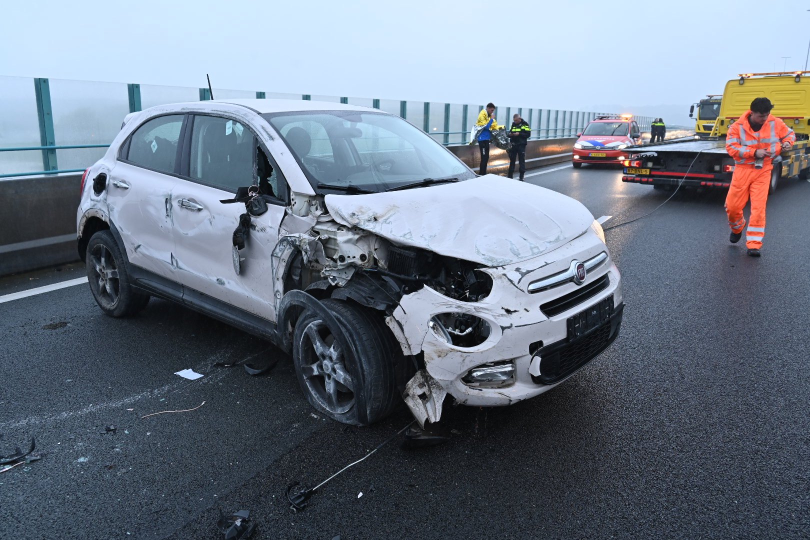A50 richting het zuiden volledig afgesloten door ongeval