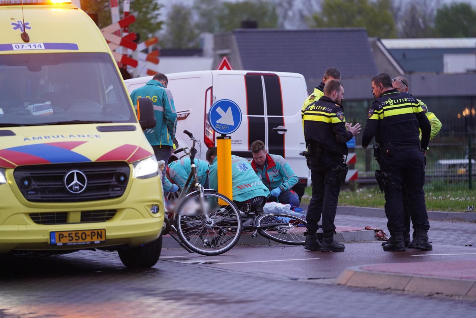 Ernstige aanrijding op kruising in Duiven