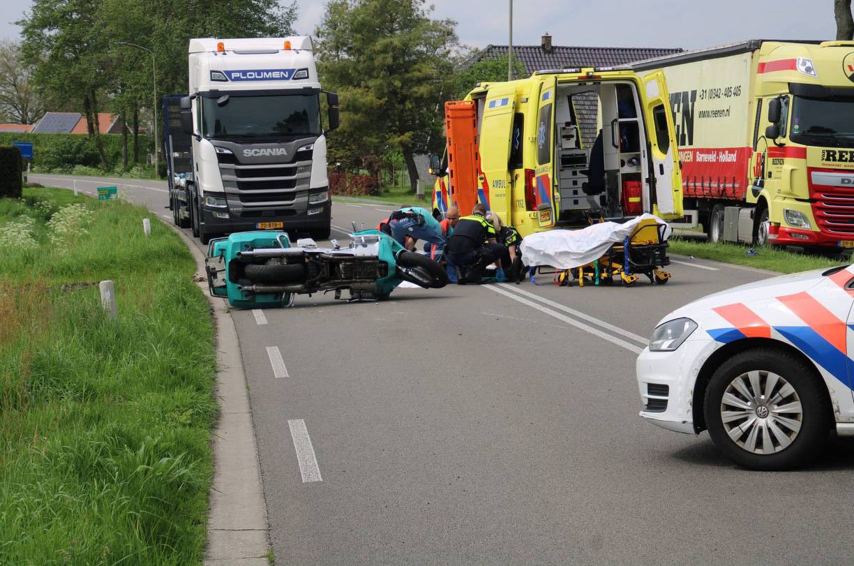 Motorrijder komt ten val en raakt gewond