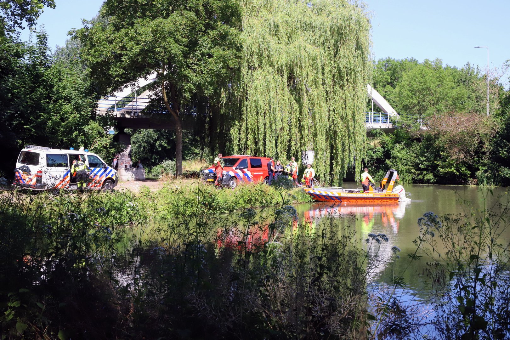 Lichaam aangetroffen in water