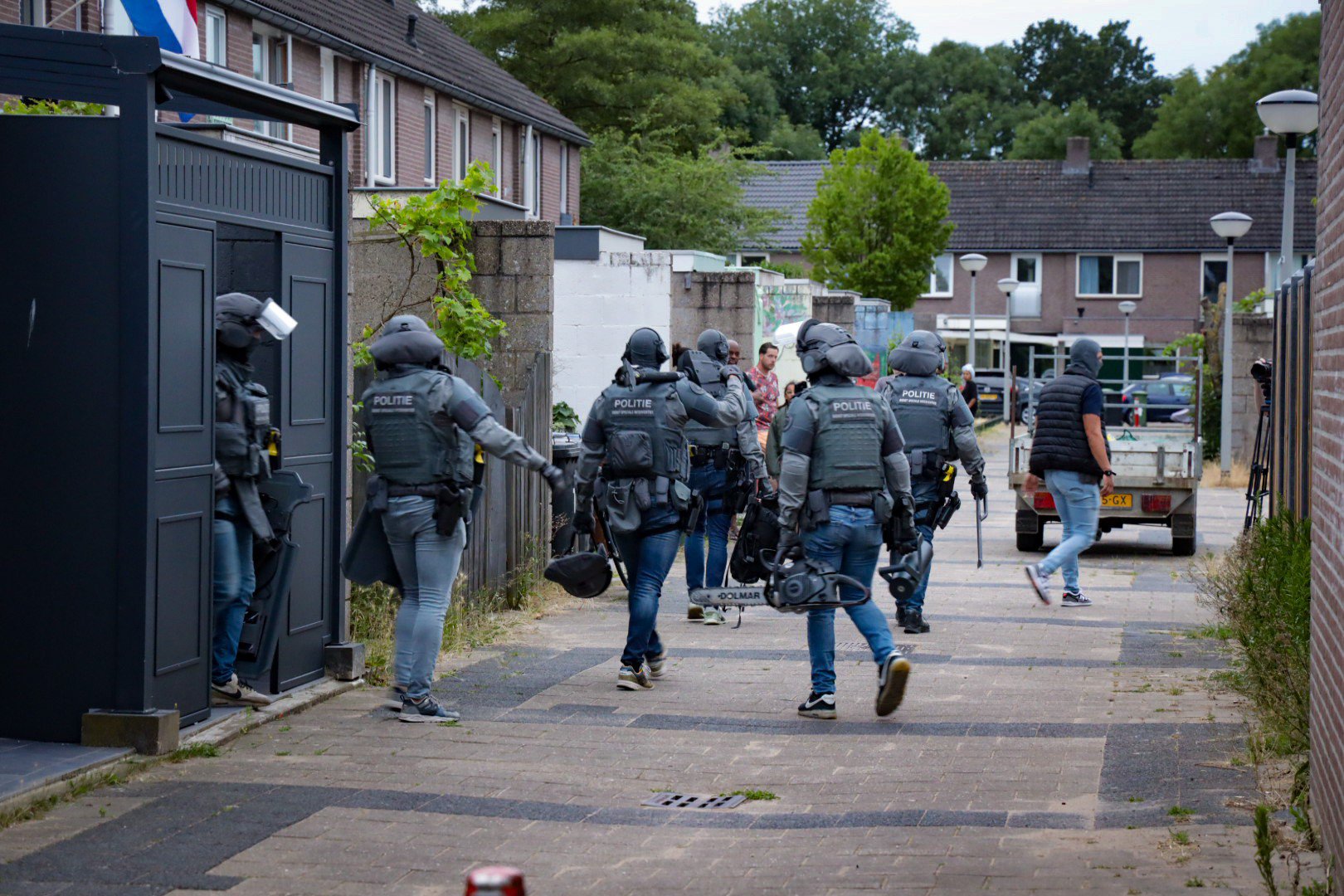 DSI doet inval in woning Arnhem-Zuid