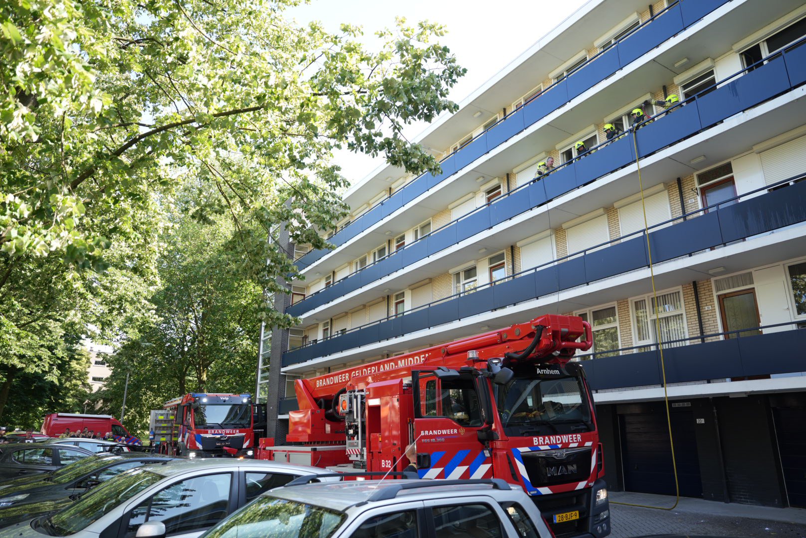 Brand in een washok zorgt voor veel rook in flat in Arnhem