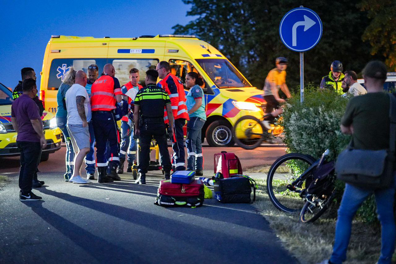 Fietser raakt zwaargewond bij John Frostbrug in Arnhem
