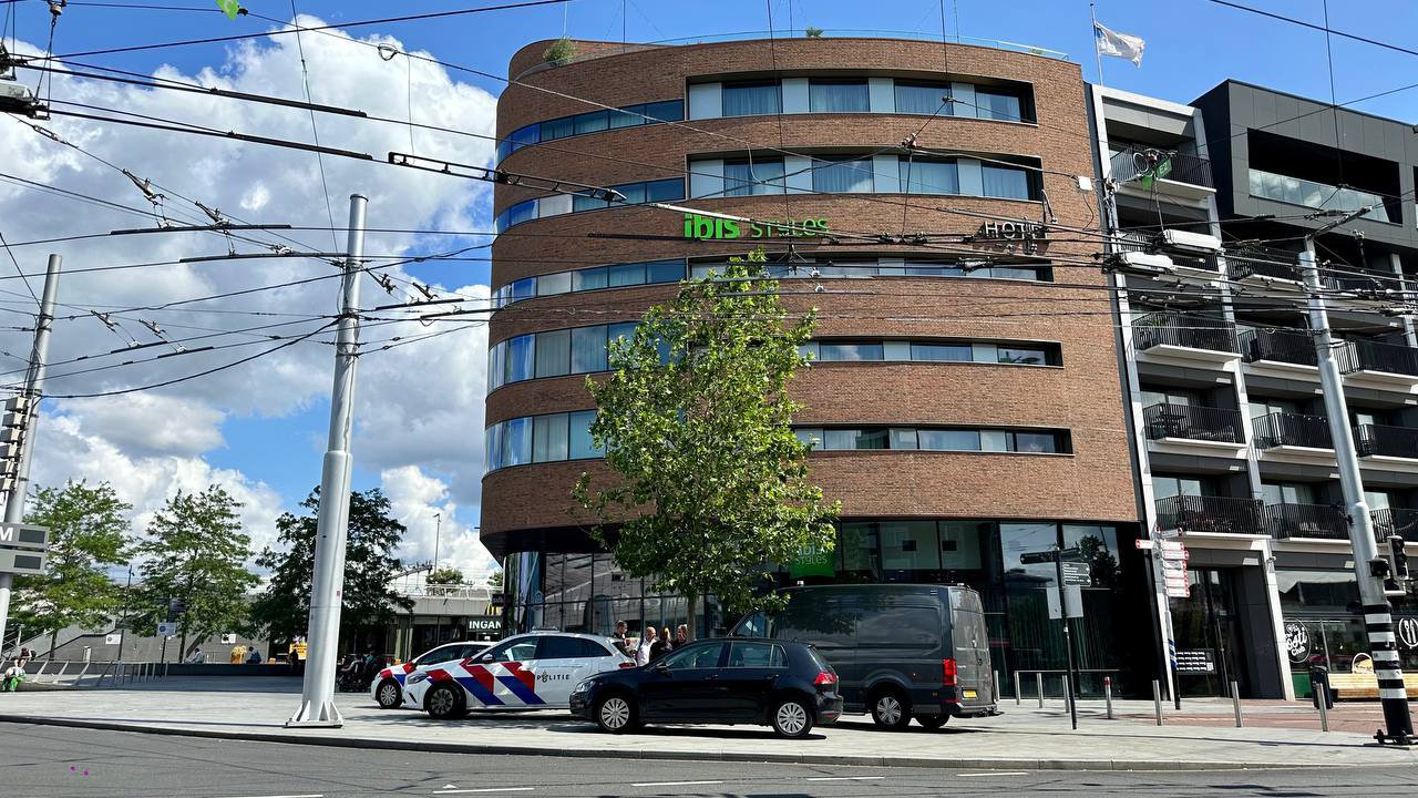 Overleden persoon aangetroffen in hotel binnenstad Arnhem