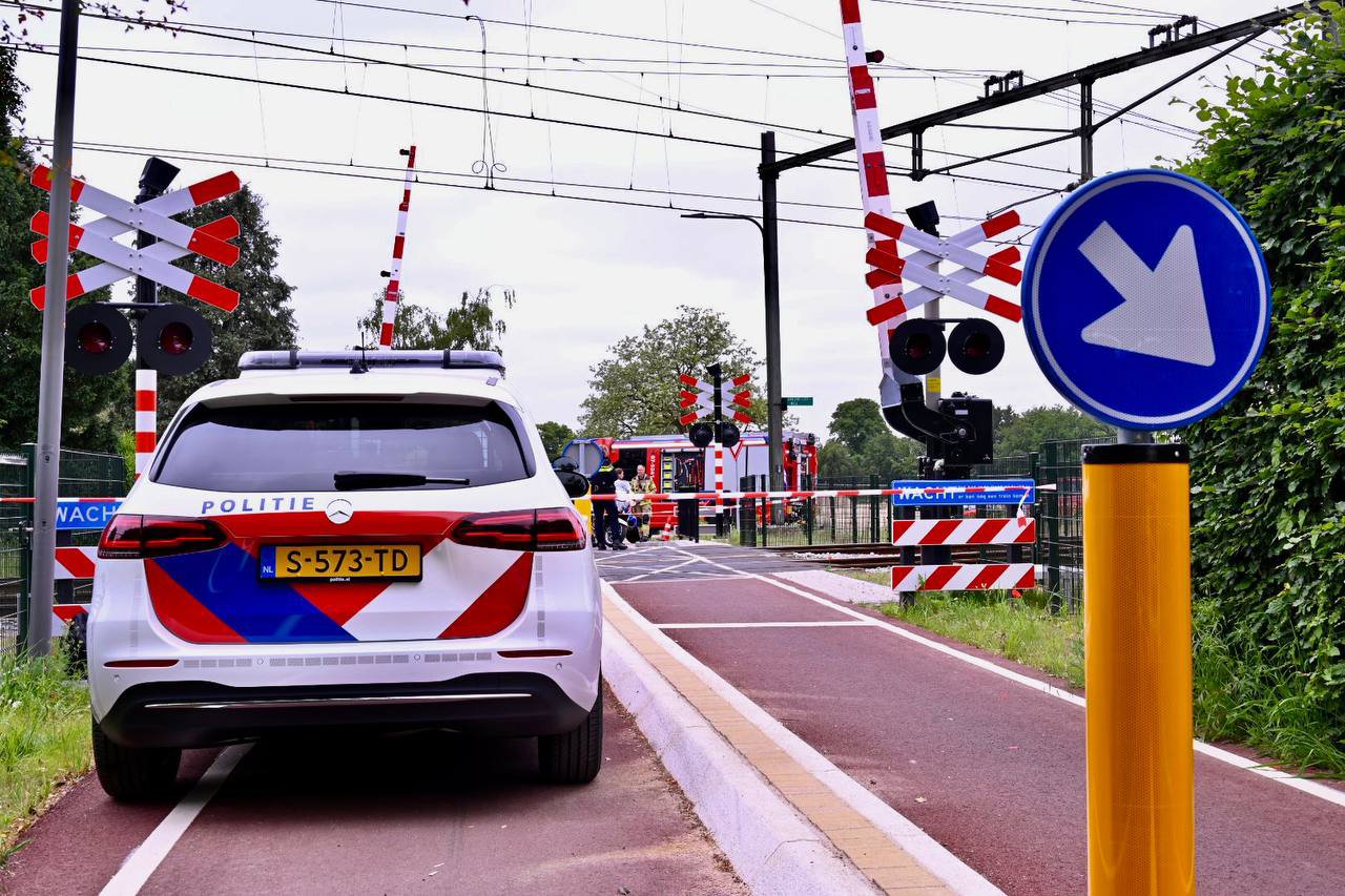 Dode bij aanrijding op het spoor in Rheden