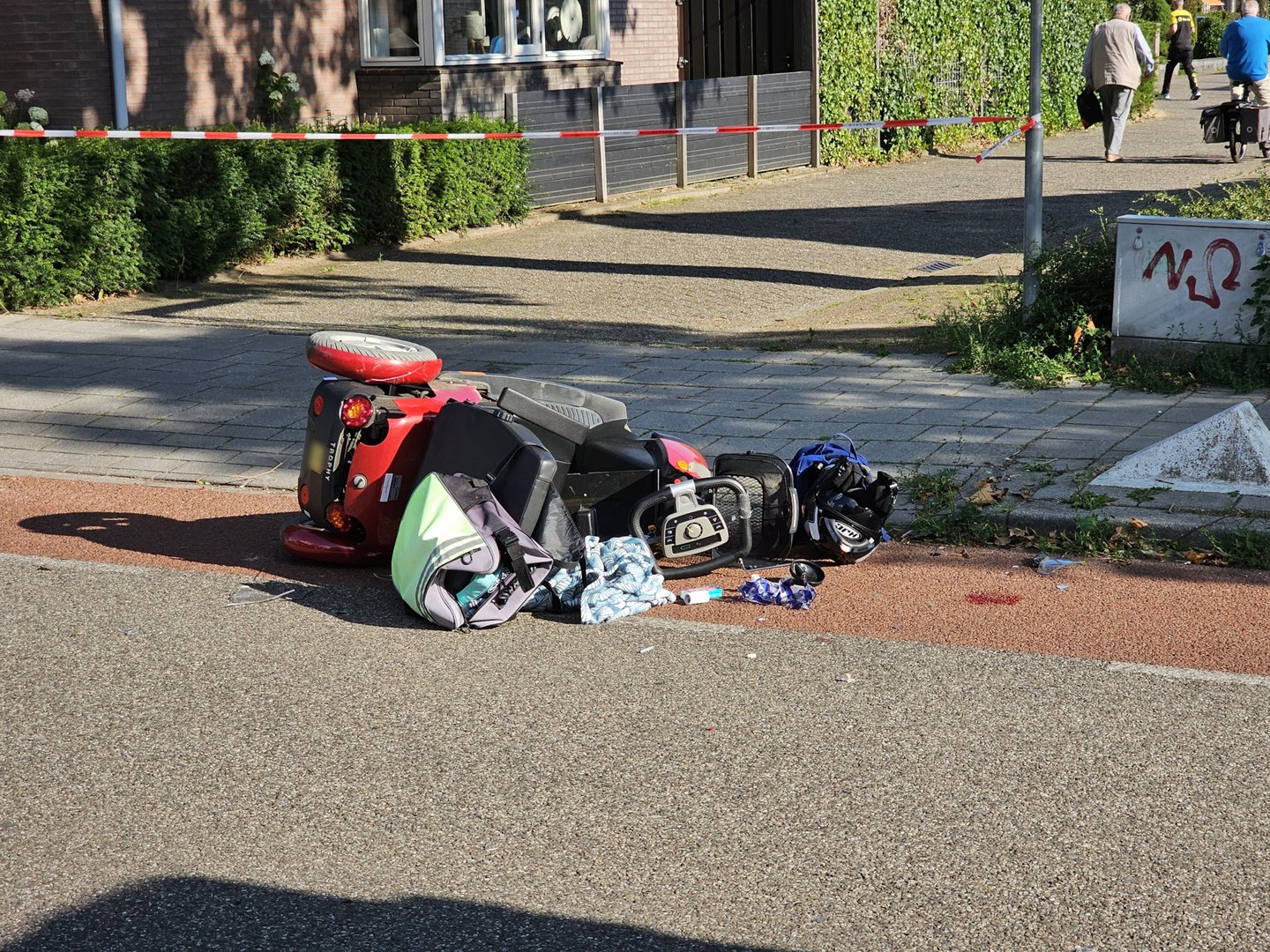 Ernstig ongeval tussen motorrijder en scootmobiel in Bennekom