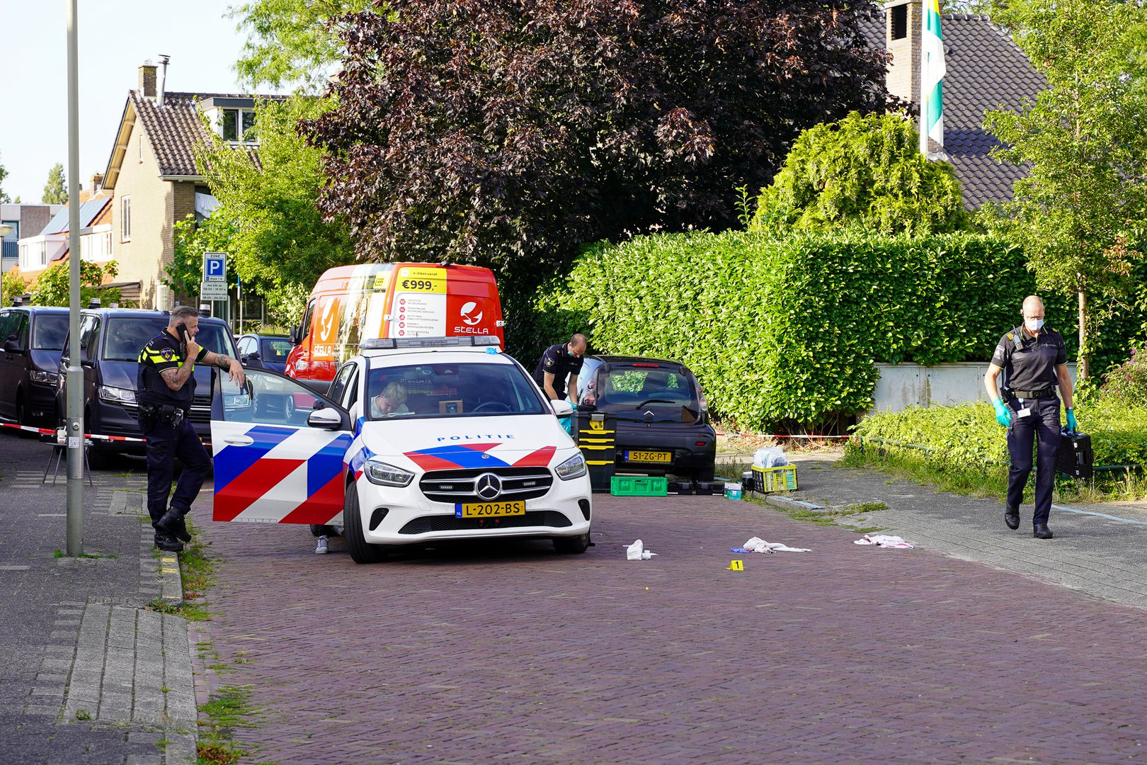 Ruzie mondt uit in steekpartij, twee mensen raken gewond