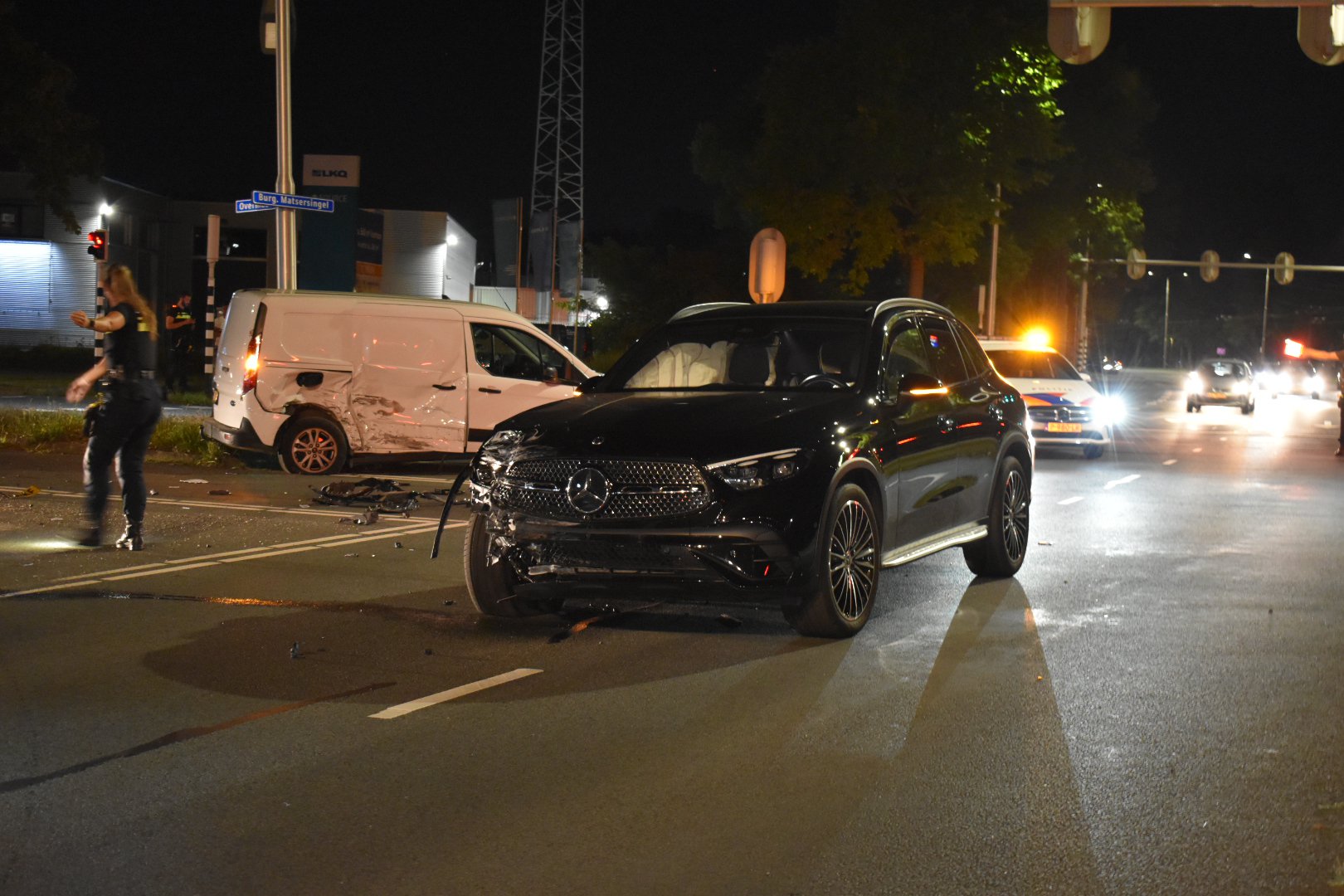 Veel schade na ongeval, geen gewonden