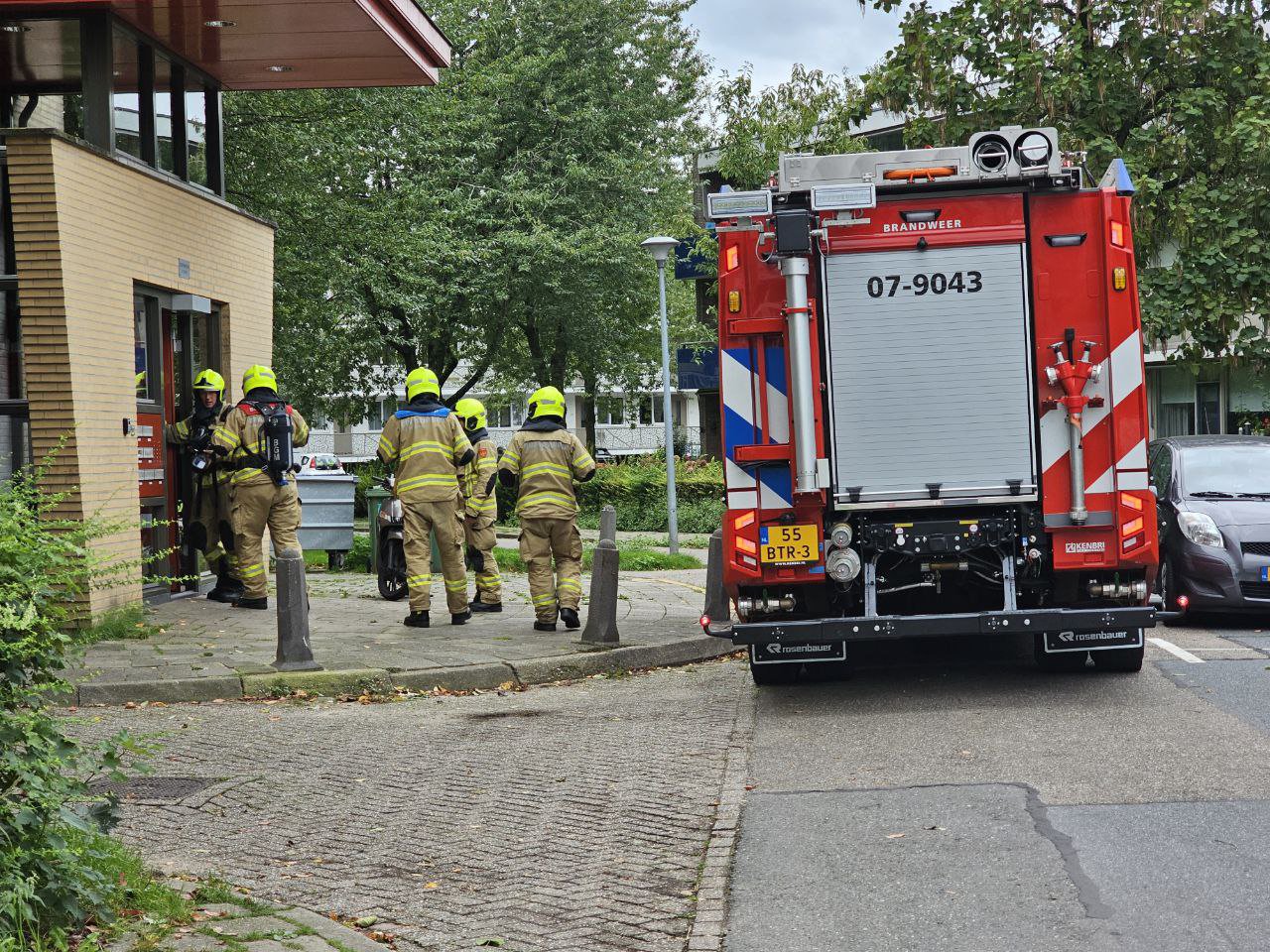 Vlammen bereiken plafond bij brand in vet pan
