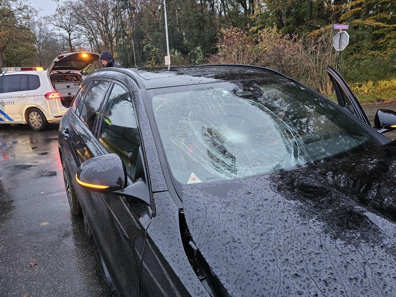 Fietsers gewond na botsing met auto