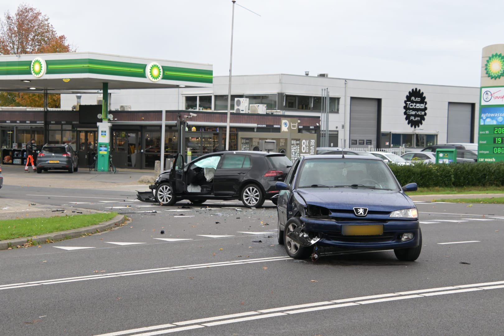 Forse aanrijding tussen twee voertuigen in Westervoort