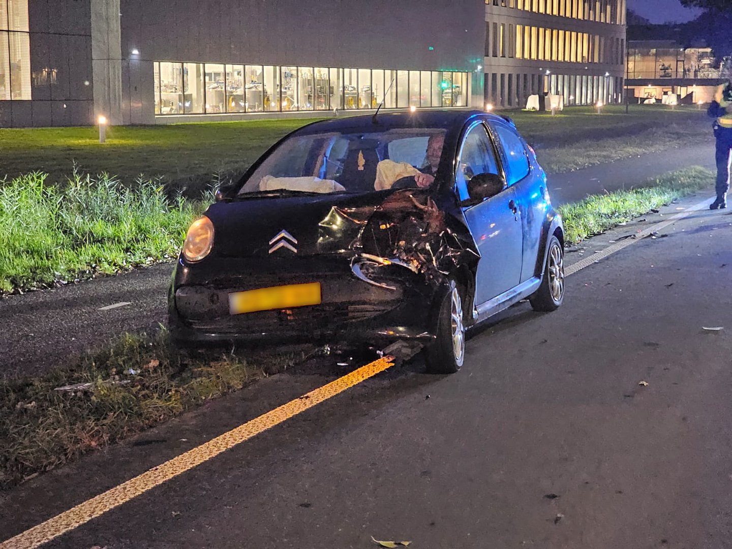 Kop-staartbotsing zorgt voor verkeersvertraging in Wageningen