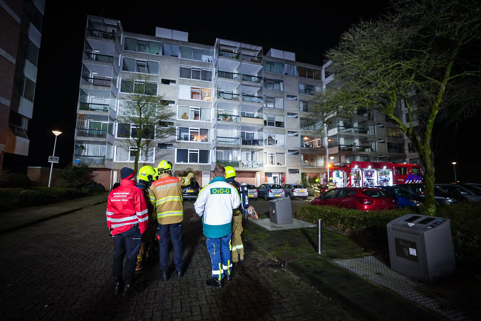 Brand in kelderbox flat: nachtelijke ontruiming