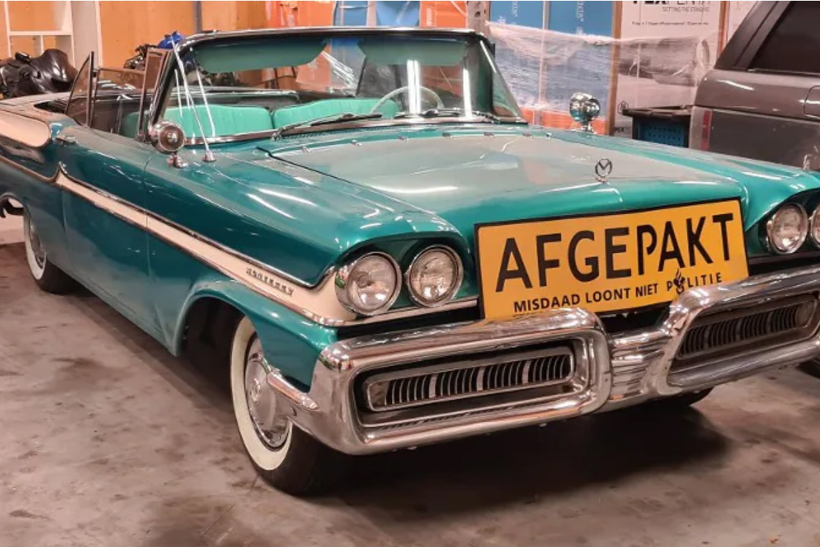 Inval bij Huissens bedrijf, vermoedelijk handel in groeimiddelen bedoelt voor hennepteelt