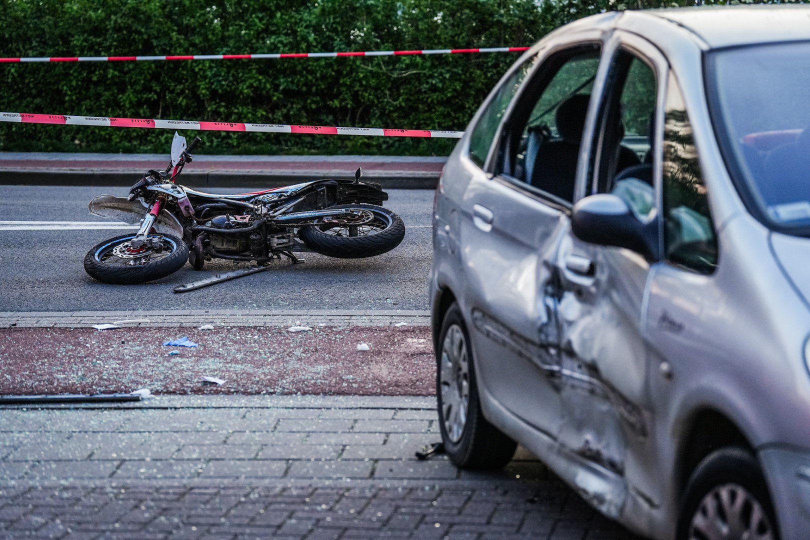 Ernstig ongeval in Huissen: twee personen naar ziekenhuis