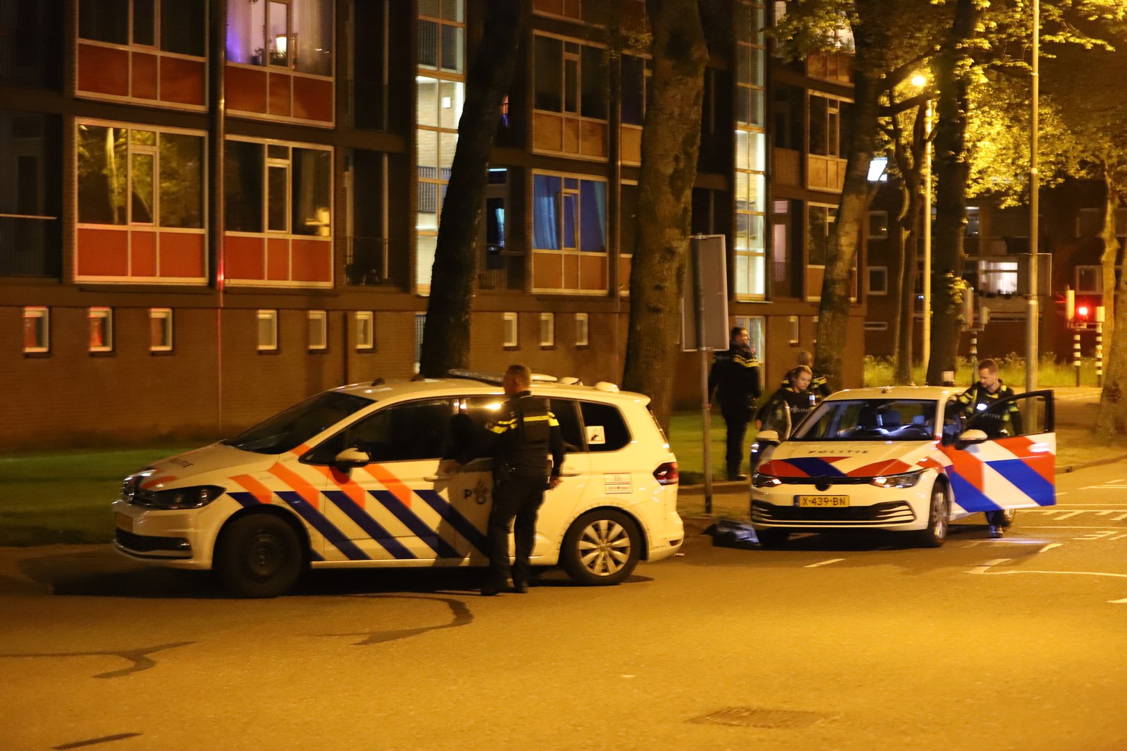 Politie doet inval na schietincident