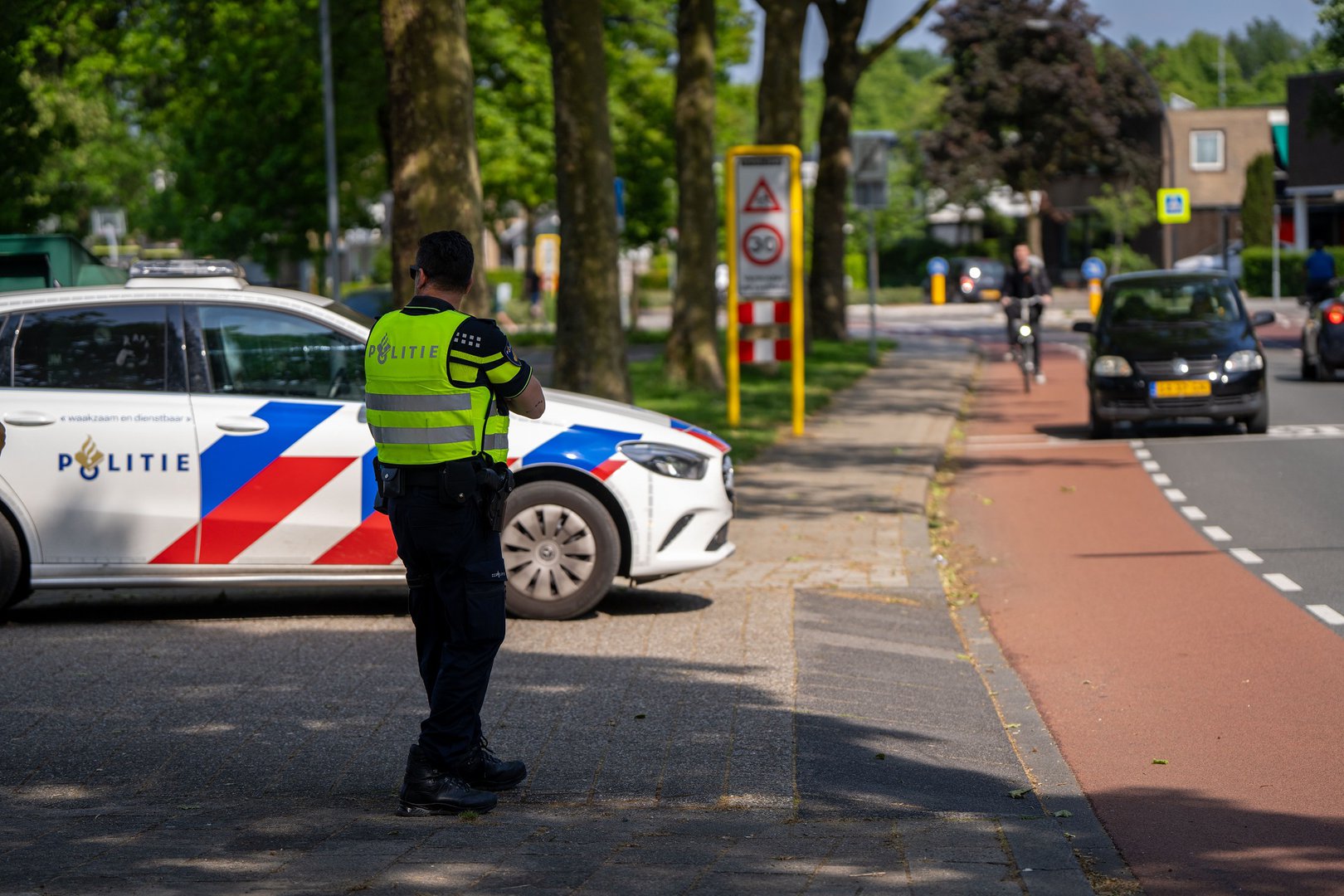 Grote zoekactie naar gevluchte scooterrijder
