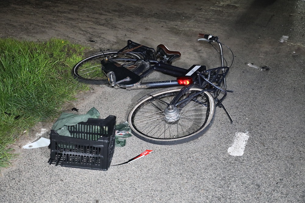 Brommerrijder gewond na botsing met fietser